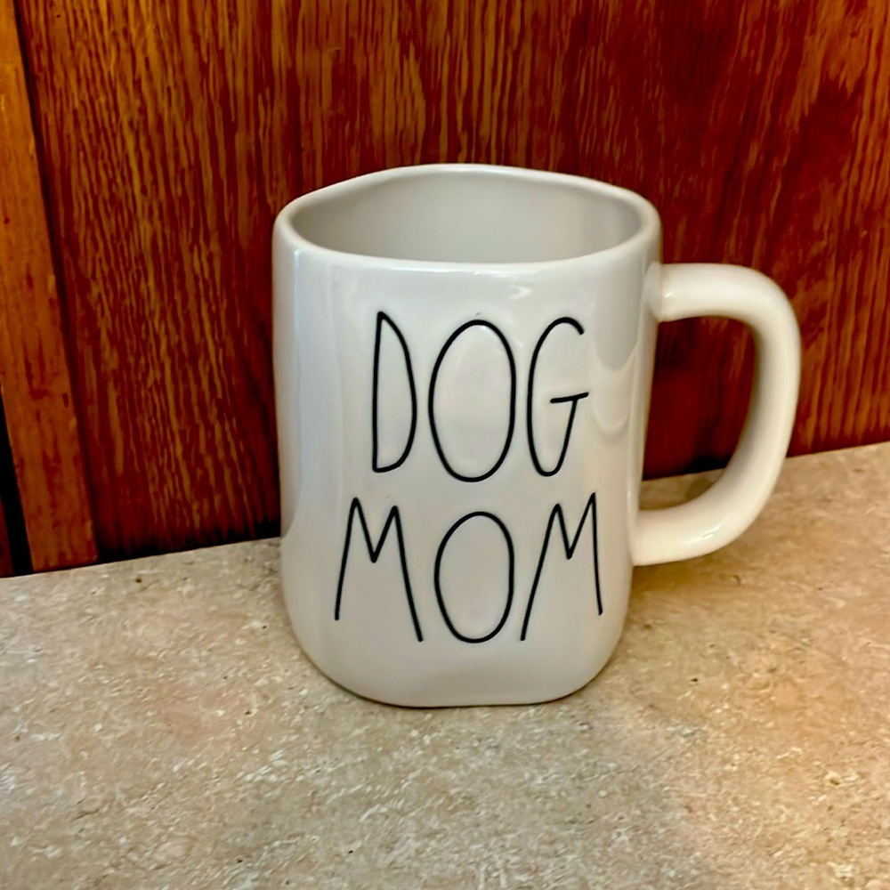 Rae Dunn “DOG MOM” Mug